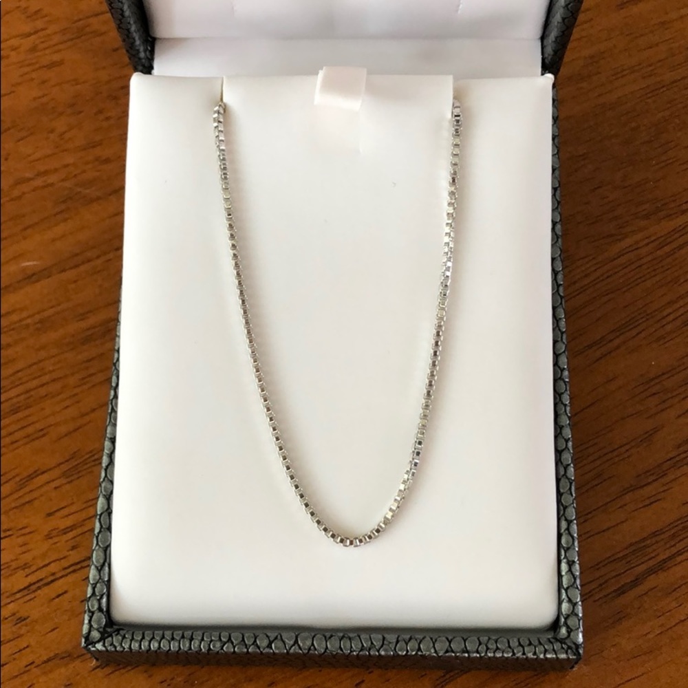 Sterling silver small box chain